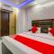 OYO Flagship Hotel Love Inn - Lucknow