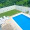 5 Star Villa minutes from Airport and Beaches