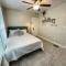 Modern Luxe 3BR 1BA with Bar 7 - كولومبوس