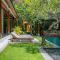 Modern and Chic Design Villa in Canggu - Tumbak Bayuh