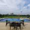 Alaya Stays 3 BHK Farmhouse wit Pvt Pool & Garden - Anantara - Gunta
