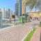 Luxury 1BR Apartment in the heart Marina, Connection to Dubai Marina Mall - Dubái