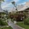 Paus Putih Hotel