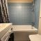 LITTLE LONDON boutique apartment with Netflix, top location in Old Town