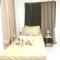 Central Hub Homestay