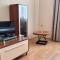 Spacious studio sleeps 4 in Flora main building 706A