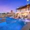 Desert Skyline Luxury Pool Home With Sunken Firepit Area - Indio