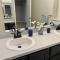 Charming Condo Near WFU and Hospitals, Full Kitchen, Strong WiFi, In-Unit Laundry
