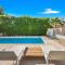 Oasis House With GATED Pool And Spa