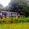 Lillibelles lake house, Oak tree farm