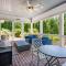 Luxury Mountain Mansion, 7BR, 8 king beds, 10000sf, Views, Pool, Sport Court, Gym, Sauna, Petting Zoo