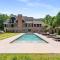 Luxury Mountain Mansion, 7BR, 8 king beds, 10000sf, Views, Pool, Sport Court, Gym, Sauna, Petting Zoo