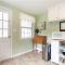 Delightful 4-bed, 2-bath home!