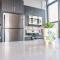 McCormick 2Br/2Ba family corner unit that sleeps 6 guests with Optional Parking & Gym access - Чикаго