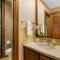 Oceanfront Breezy Corner Unit w Air Conditioning- Alekona Kauai