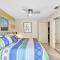 Heated pool, parking, 5 min walk to food and fun! - Fort Lauderdale