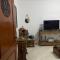 1 quarto 1 cama queen size banheiro privativo- ap compartilhado - ألفيناس