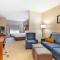 Comfort Suites Wilson - I - 95