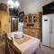 2 Bedroom Lovely Home In Brindisi