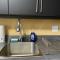 Large Townhouse, Lower Floor with AC, City Center