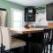 Comfy Apt, Top Floor, Excellent Kitchen