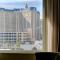 Luxury 1BD/1BTH Suite at Platinum Hotel *STRIP VIEW - لاس فيغاس