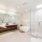 Malibu Breeze - hot tub, ocean view, steps to beach