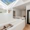 Malibu Breeze - hot tub, ocean view, steps to beach