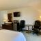 Bridge Inn Tomahawk -1st Floor, 2 Queen Size Bed, Walkout, River View