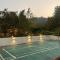 Jacuzzi Hut Staycation