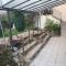 Logement rénové avec terrasse et vue sur le jardin - Joué-lés-Tours