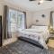 5 Min Drive to Downtown! Modern 3BR in Savannah! - 萨凡纳