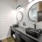 Two Knights Luxury Cabin