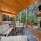 Two Knights Luxury Cabin