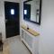 Contractors, Medical staff, Relocators, Families- 5 Bedroom 3 bathroom house- 2min walk to L&D