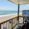 The Lookout: Tranquil Beachfront Condo - نورث توبسالي بيتش The Lookout: Tranquil Beachfront Condo - نورث توبسالي بيتش
