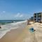 The Lookout: Tranquil Beachfront Condo