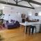 Pips on Mitchell - Beautiful Historic Apartment