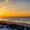Gorgeous views, Oceanfront, Pool,The Driftwood!
