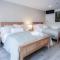 Suite 8 - Sleeping Giant Hotel - Pen Y Cae Inn - Брекон