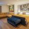 Suite 14 - Sleeping Giant Hotel - Pen Y Cae Inn