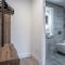 Suite 6 - Sleeping Giant Hotel - Pen Y Cae Inn
