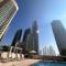 Luxury 2BR with Pool, Gym, Fast WIFI and Skyline - Dubaj