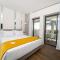 Petit Palace Suites Hotel
