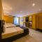 Roy Otel