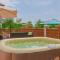 Maison Tuscany Jacuzzi, Netlflix and Free Parking near Forte dei Marmi