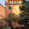 Capo di Lucca White Apartments by Wonderful Italy