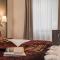 Hotel Norica - Thermenhotels Gastein mit dem Bademantel direkt in die Therme