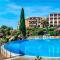 CAP Estérel pierre et vacances Type 3 , 2 chambres Rez de jardin clôturé ,vue Mer ,Inclus climatisation place de stationnement , accès aux Piscines ,animations - 圣拉斐尔