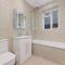 Entire 2 Bed Flat with Private Garden, minutes walk to Elizabeth Line - 伊灵